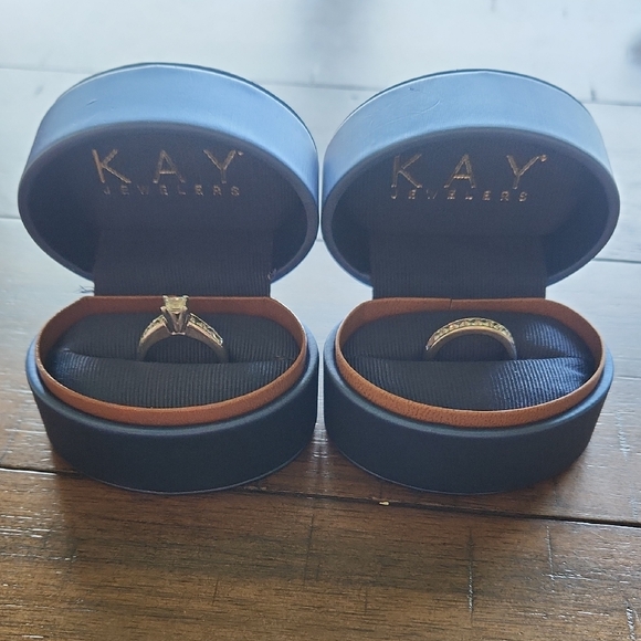 Kay Jewelers Leo Princess 14 Karat White Gold Diamond Wedding Ring And Band - Picture 1 of 10